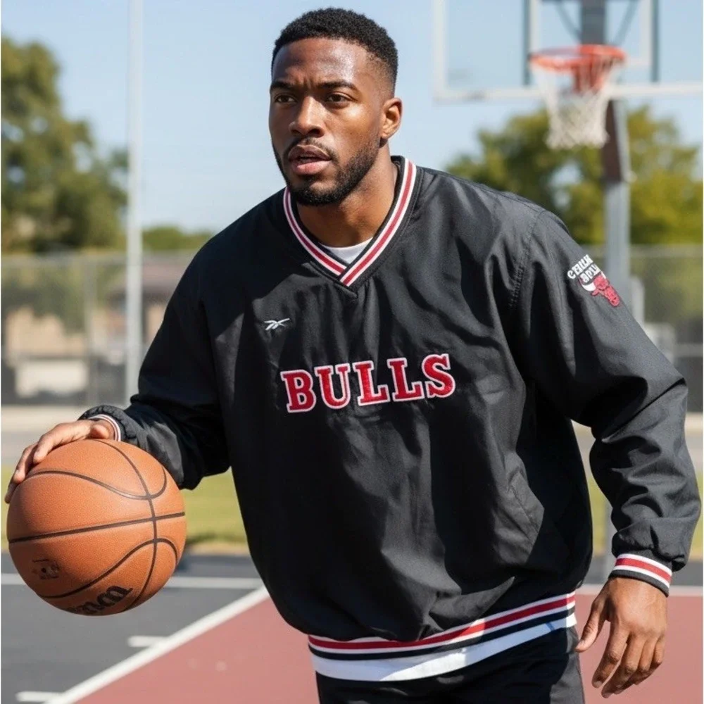 Vintage 90's Reebok NBA Chicago Bulls Black V-neck Warm Up Pullover Jacket XL